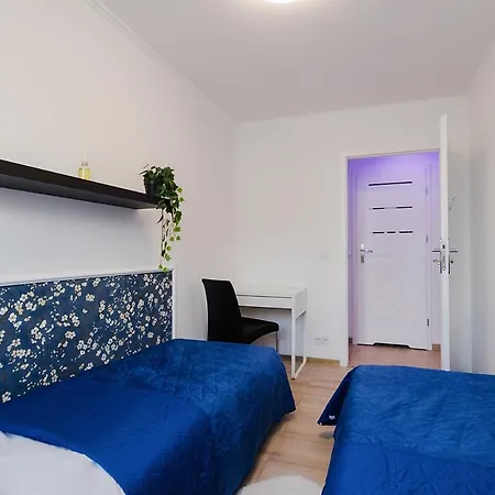 Unitapartaments Short Rent Apartment In Warsaw By Metro Station Rondo Onz Apart With 3Bedrooms 23 Exterior foto