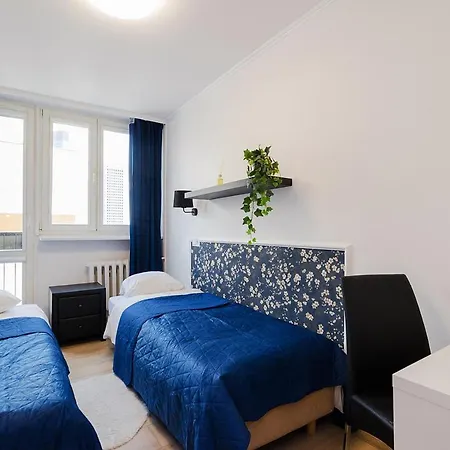 Unitapartaments Short Rent Apartment In Warsaw By Metro Station Rondo Onz Apart With 3Bedrooms 23 Exterior foto