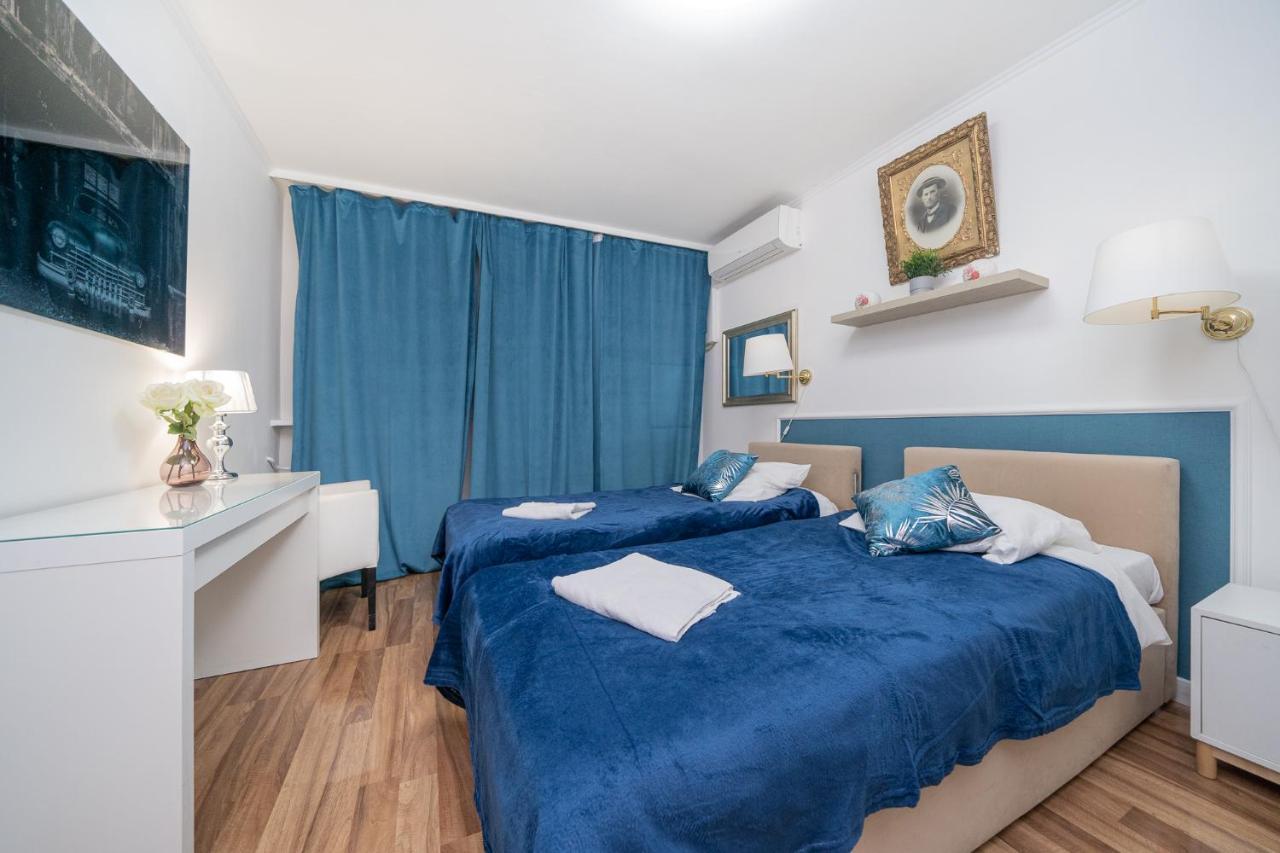 Unitapartaments Short Rent In By Metro Station Rondo Onz With 3bedrooms 23 * Warsaw