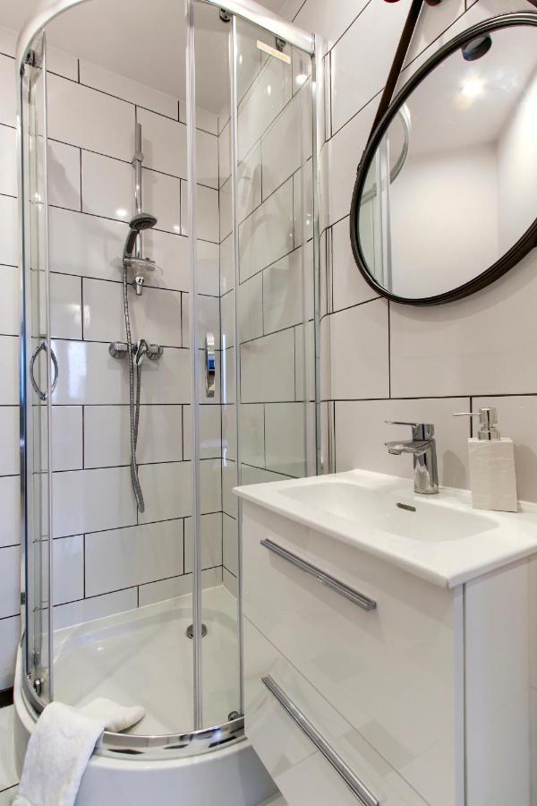 Apartment Unitapartaments Short Rent In By Metro Station Rondo Onz With 3bedrooms 23