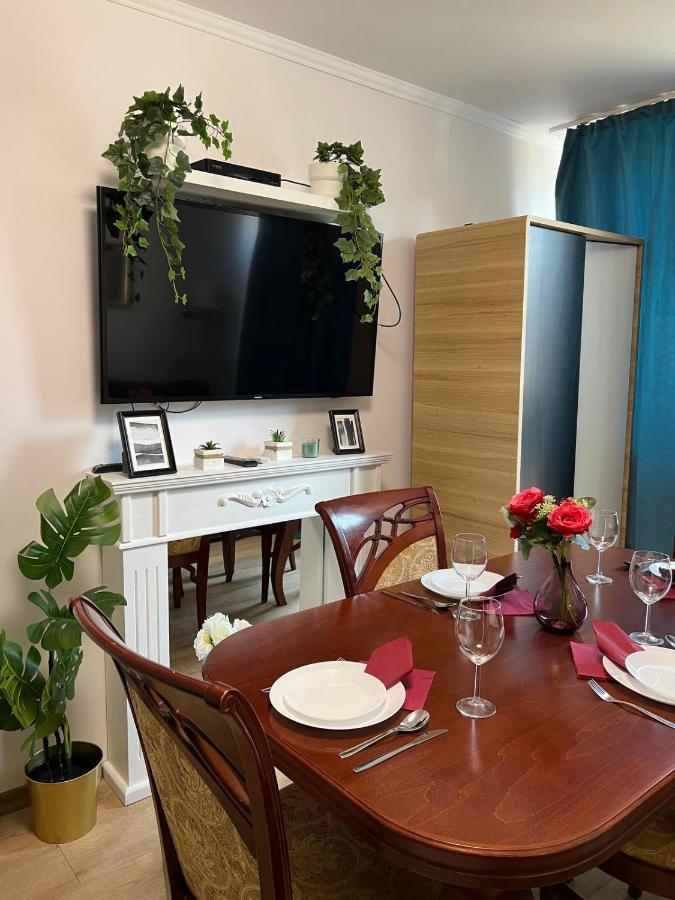 Unitapartaments Short Rent In By Metro Station Rondo Onz With 3bedrooms 23 * Warsaw